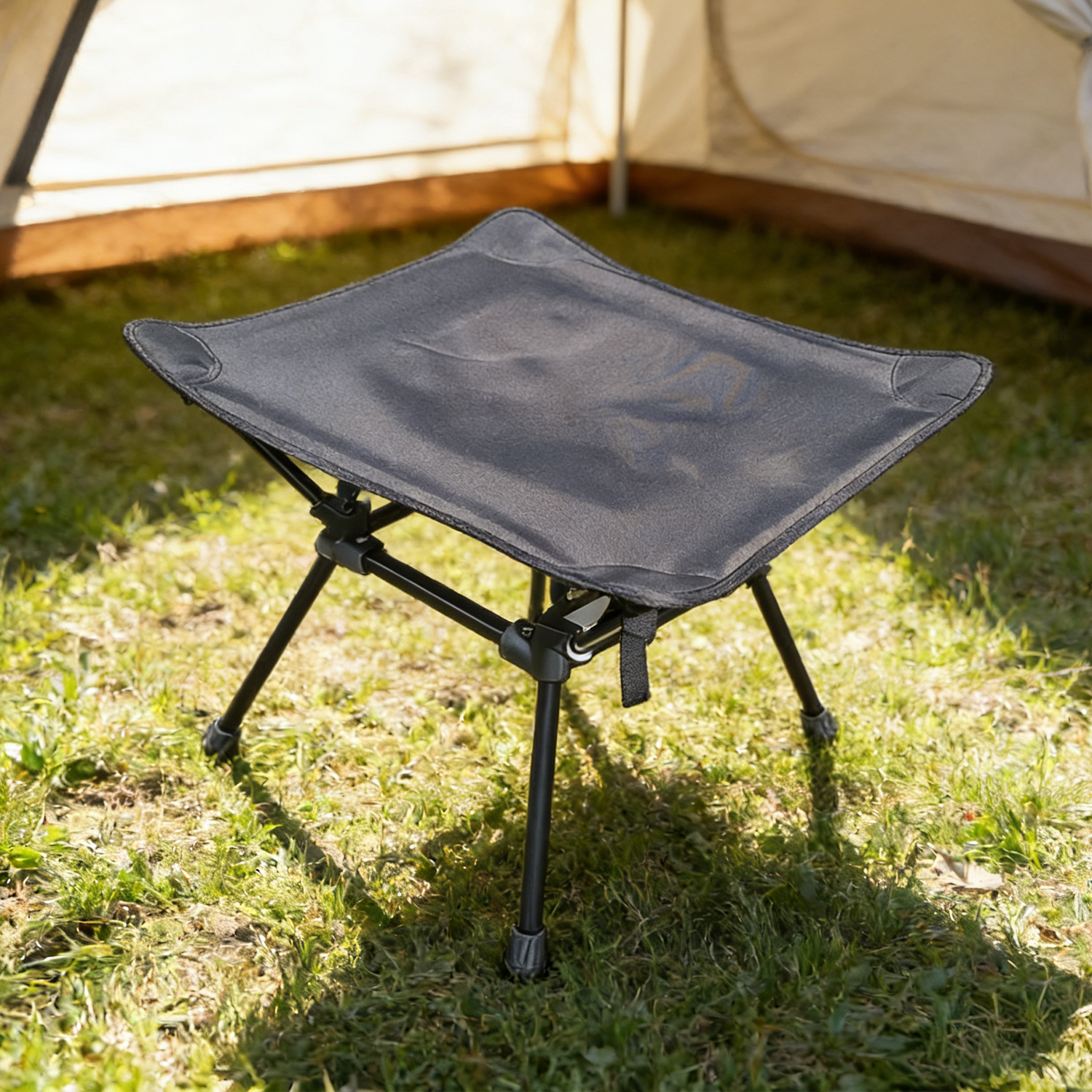 Fully Foldable Square Stool