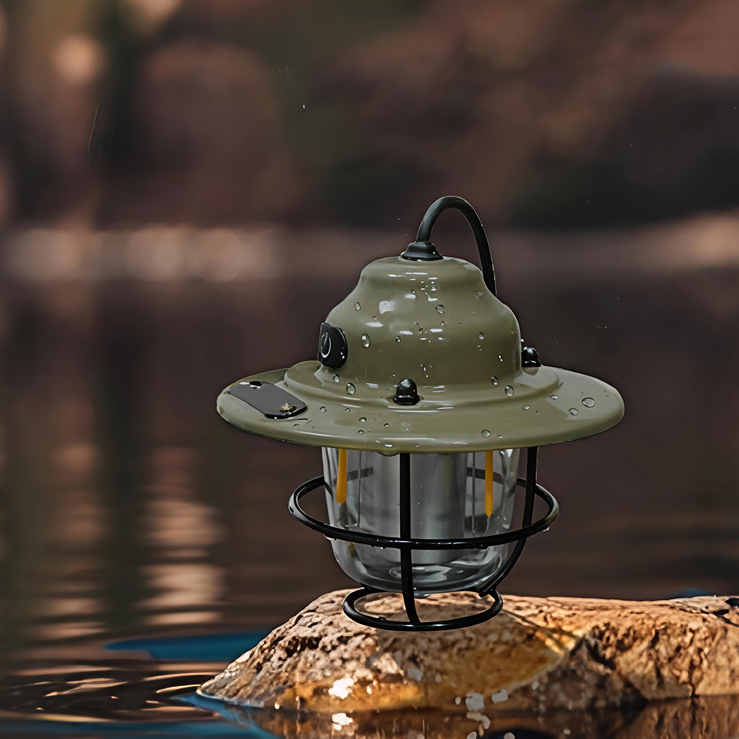 Pine cone lamp (military green)